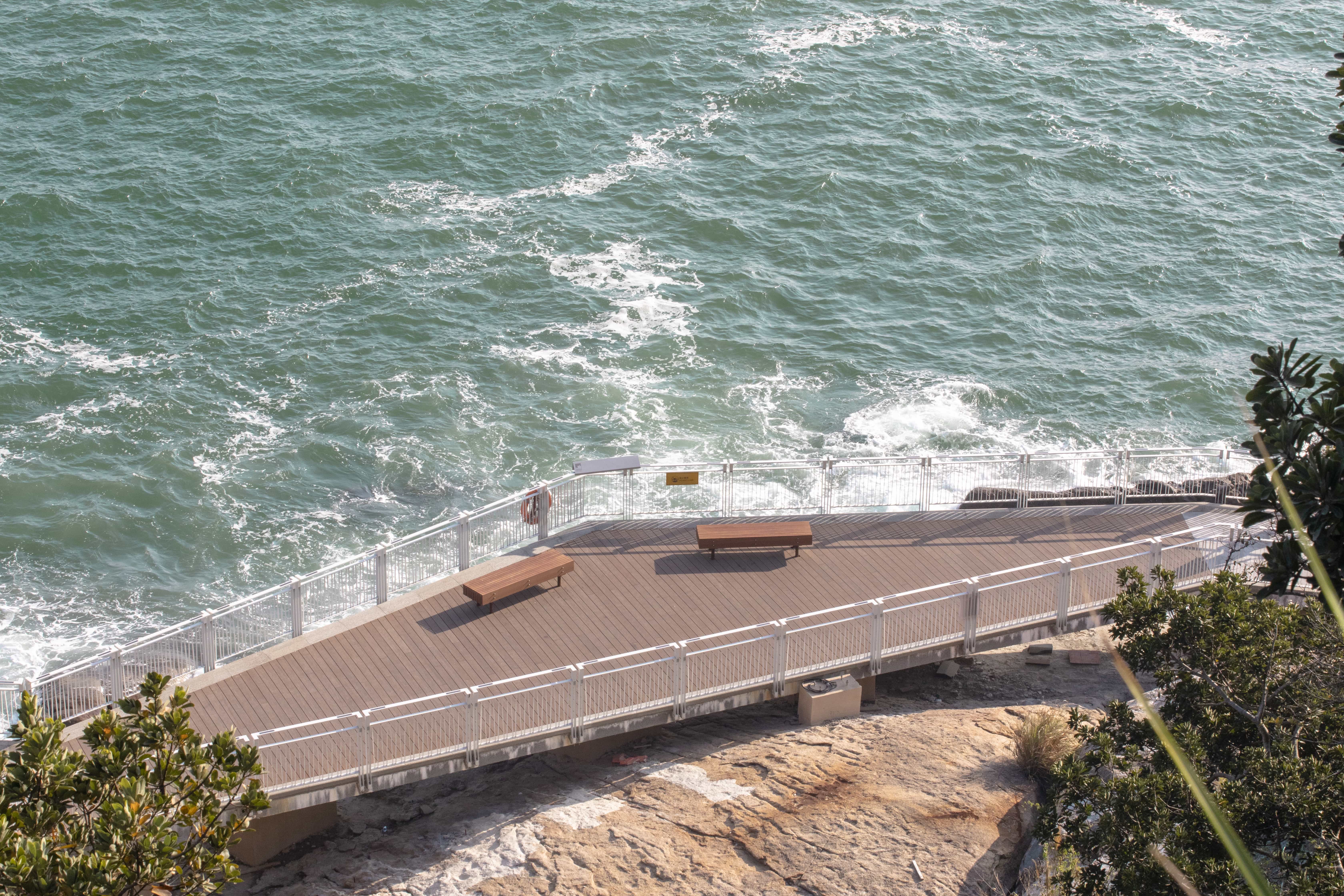 SỰ KẾT HỢP GIỮA CÔNG NGHỆ HIỆN ĐẠI VÀ VẬT LIỆU TỰ NHIÊN: ĐỊNH NGHĨA MỚI VỀ SỰ SANG TRỌNG BỀN VỮNG